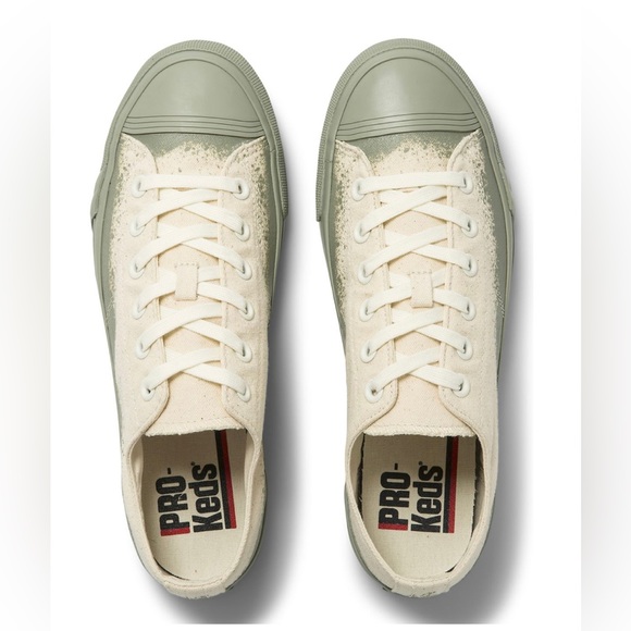 NWOT Royal Lo Spray Foxing Sneaker - Picture 4 of 10